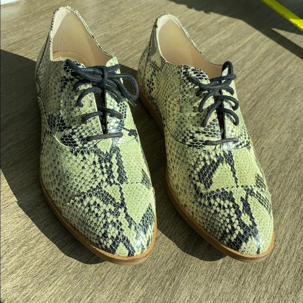 Cole haan snakeskin Oxford
